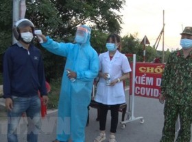 Image: HCMC to buy 300,000 Covid-19 test kits