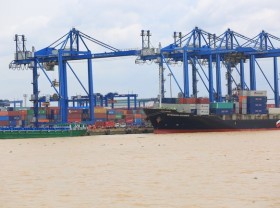 Image: HCMC Trade Dept asked to research locations for three major logistics centers