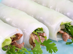 Image: 20 years history of Pho Cuon in Vietnam