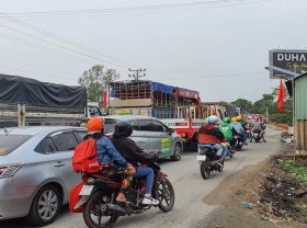 Image: More southern provinces suspend passenger transport to/from virus-hit HCMC