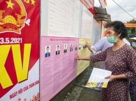Image: Early voting starts in border areas, islands