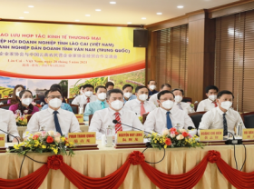 Image: Framework agreement between Lao Cai and Yunnan businesses