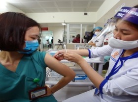 Image: Hanoi to offer free Covid 19 vaccination to residents aged 18 65