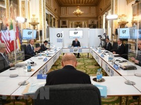Image: Japan, France concerned about China’s actions in East Sea