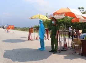 Image: More locales in Bac Ninh, Bac Giang put under medical blockage