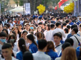 Image: Several Vietnamese localities, including Hanoi, close schools amid new domestic COVID-19 cases