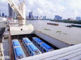 Image: Two more trains arrive for HCM City metro route