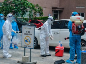 Image: Vietnam announces sharpest-ever daily rise in local coronavirus infections