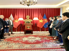 Image: Vietnam Poland agree on plans to strengthen cooperation