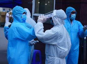 Image: Vietnam prepares for 30,000 Covid-19 infections scenario