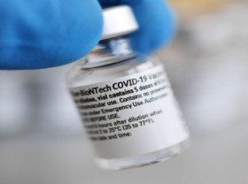 Image: Vietnam to buy 31 million Pfizer doses in second half of 2021