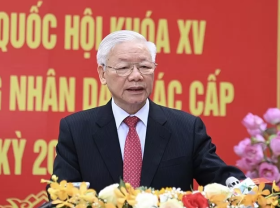 Image: Vietnam to enter new stage of development General Secretary