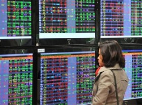 Image: Over 100,000 new stock trading accounts opened in April