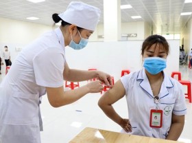 Image: Over 1.68 million doses of Covid-19 vaccine set to arrive in Vietnam
