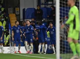 Image: Chelsea gain revenge over Leicester in crunch top-four battle