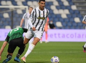 Image: Ronaldo reaches 100 goals for Juve in crucial win at Sassuolo
