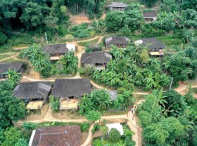 Image: The charming culture of Lo Lo people
