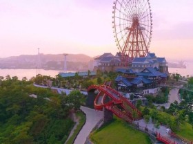 Image: The Queen Cable Car and the Mystic Hill Area – the ‘hot spot’ destination in Ha Long