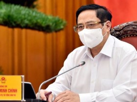Image: PM chairs meeting on medium-term public investment plan