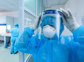 Image: Vietnam ‘basically putting COVID-19 under control’ in current wave: deputy health minister