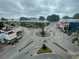 Image: Ha Long City: then and now