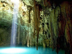 Image: Tiên Sơn Cave, a hidden gem in Phong Nha – Kẻ Bàng complex