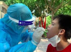 Image: Vietnam confirms 33 more local Covid-19 infections