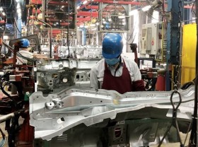 Image: Vietnam posts US$530 million of trade surplus in auto accessories in Jan-Apr