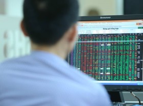 Image: Bluechips help main index set new high