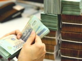 Image: Commercial banks asked to continue with measures to support virus-hit customers