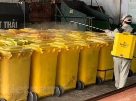 Image: Covid-19-related waste volume in HCMC surges