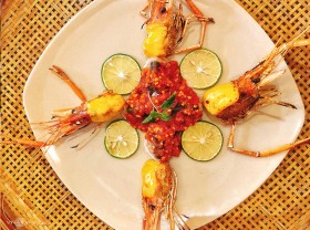 Image: Full range of Thai dishes in Can Tho