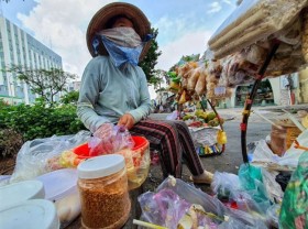Image: HCMC Labor Dept proposes supporting 230,000 workers affected by Covid-19