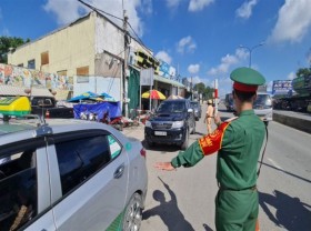 Image: HCMC removes 69 coronavirus checkpoints