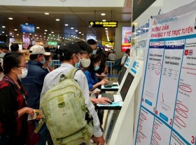 Image: HCMC to impose e-health declaration mandate starting tomorrow