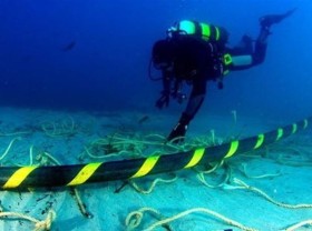 Image: Internet traffic slow as undersea cables broken