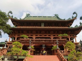 Image: Minh Thành, a peaceful and unique pagoda in a mountainous city