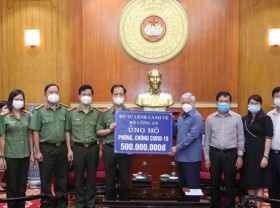 Image: COVID-19 Vaccine Fund receives donations of VND3.5 trillion