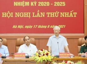 Image: Party chief chairs first meeting of 2020-2025 Central Military Commission