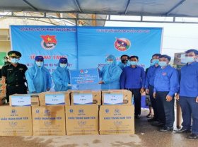 Image: Vietnam localities gift medical supplies to support Laos Covid 19 fight