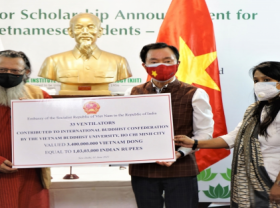 Image: Vietnam supports Indian and Nepali people in Covid 19 fight