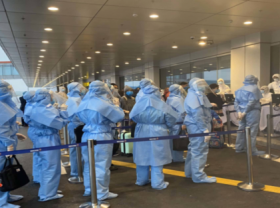 Image: Vietnam to conduct 12 repatriation flights for citizens stranded in US