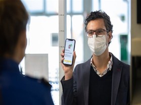 Image: One more airline pilots Covid-19 vaccine passport program