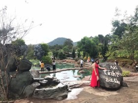 Image: Over 1,000 hotels, tourist sites in Dalat close despite no Covid-19 cases