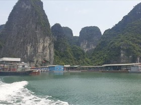 Image: Quang Ninh allows the reopening of tourist sites, non-essential services
