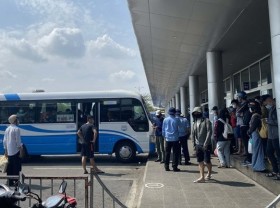 Image: Resumption of passenger transport services linking Danang, Quang Nam under consideration