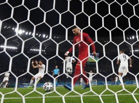Image: Italy put on a show with win over Turkey in Euro 2020 opener