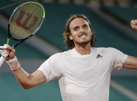 Image: Tsitsipas ends Medvedev run in Paris to book last four spot