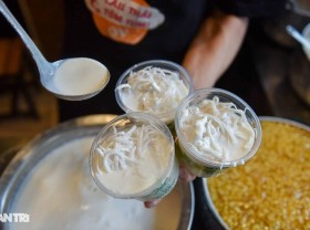 Image: The most popular Thai tea shop in Hanoi, selling more than 1000 cups every day