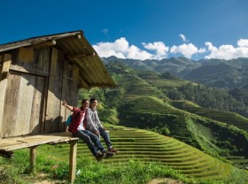 Image: Couple traveling with more than 100 trips for 7 years